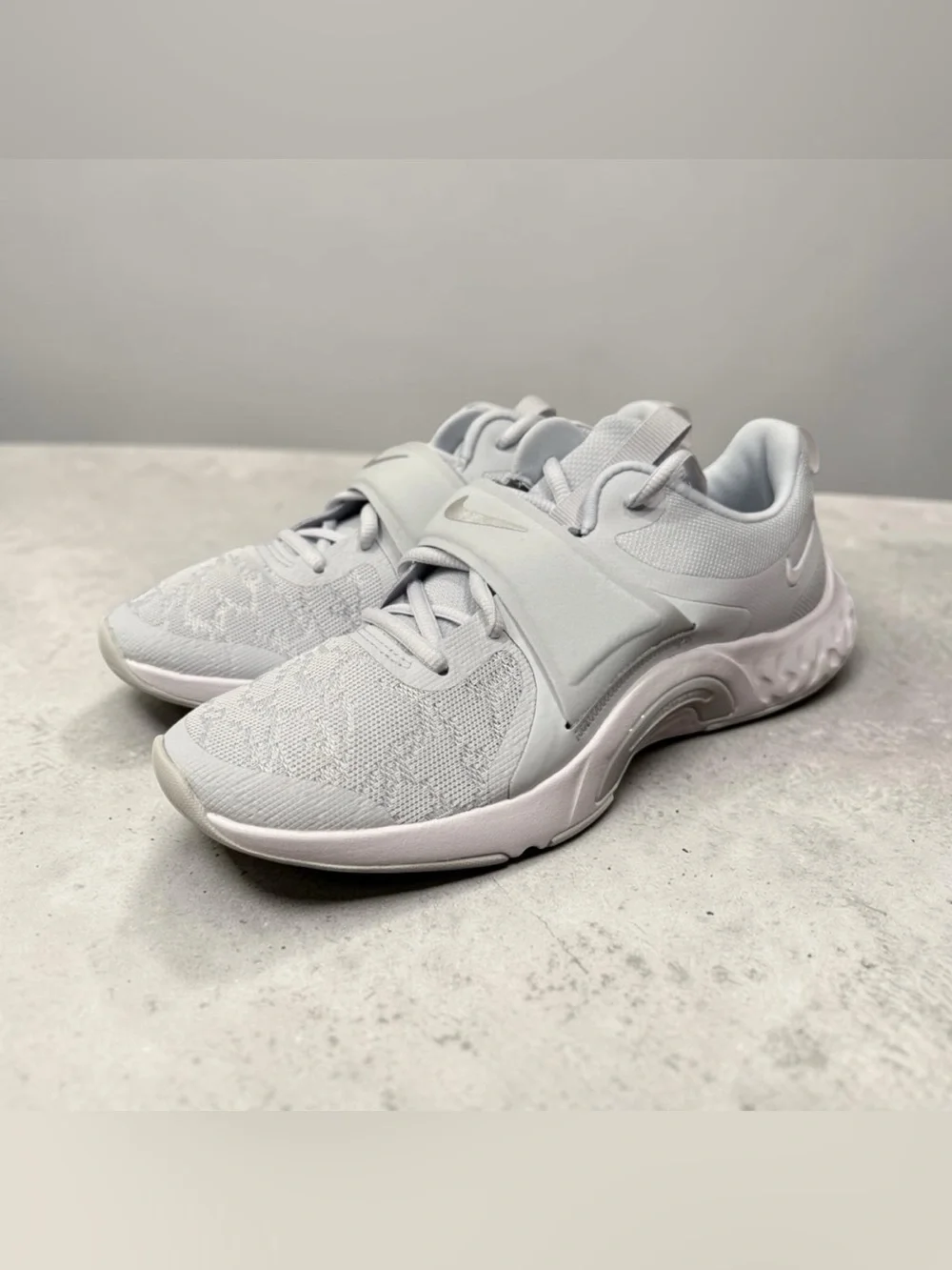 Nike Renew In-Season TR sz 9, 9.5, 10, 10.5